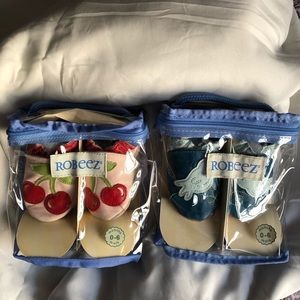 Robeez 0-6 months like new shoes